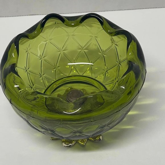 Vintage 6" Indiana Glass Green Duette Quilted Diamond Bowl With Metal Leaf Base - Picture 2 of 6